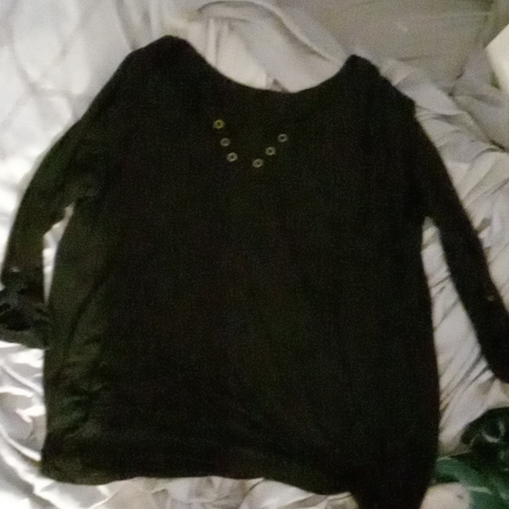 A semi sethrough black shirt